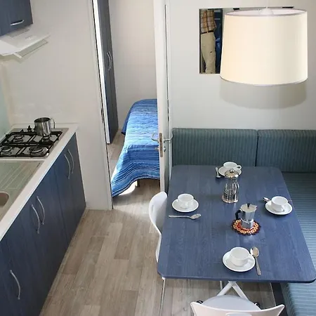 Κάμπινγκ Happy Camp Mobile Homes In Cisano San Vito 4*