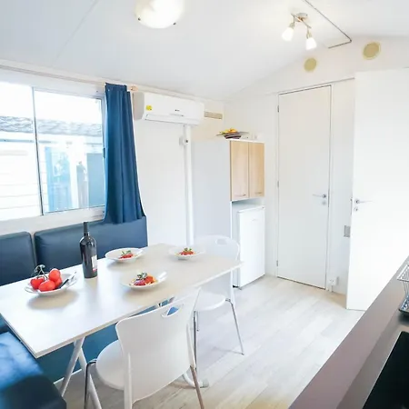 Happy Camp Mobile Homes In Cisano San Vito Κάμπινγκ Μπαρντολίνο