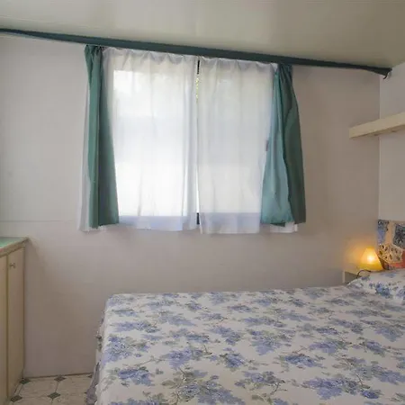 Happy Camp Mobile Homes In Cisano San Vito Μπαρντολίνο