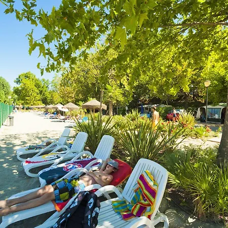 Happy Camp Mobile Homes In Cisano San Vito Κάμπινγκ Μπαρντολίνο