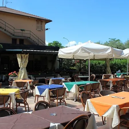 Happy Camp Mobile Homes In Cisano San Vito Parque de Campismo 4*