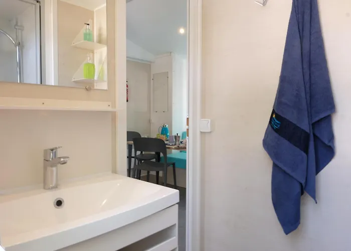 Campeggio Happy Camp Mobile Homes In Cisano San Vito Bardolino