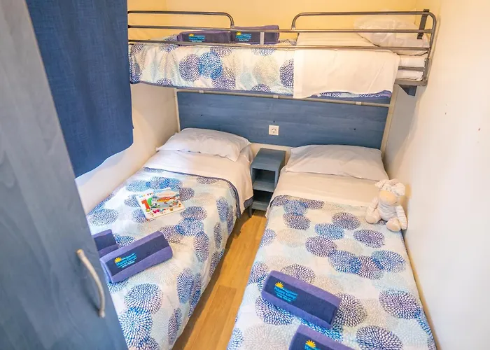 Happy Camp Mobile Homes In Cisano San Vito Campeggio Bardolino