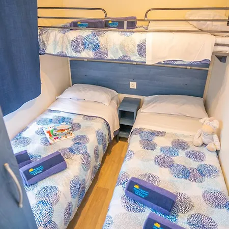 Happy Camp Mobile Homes In Cisano San Vito キャンプ場 バルドリーノ