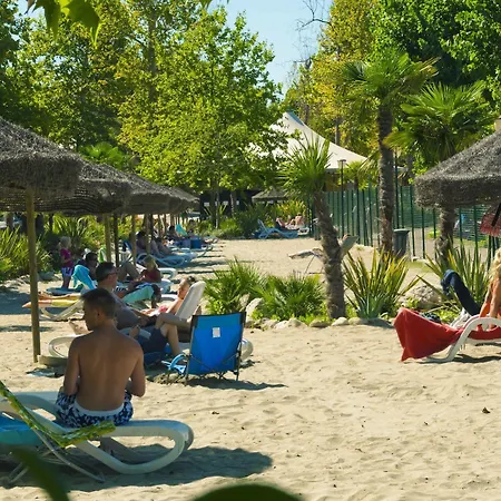 Kemping Happy Camp Mobile Homes In Cisano San Vito Bardolino