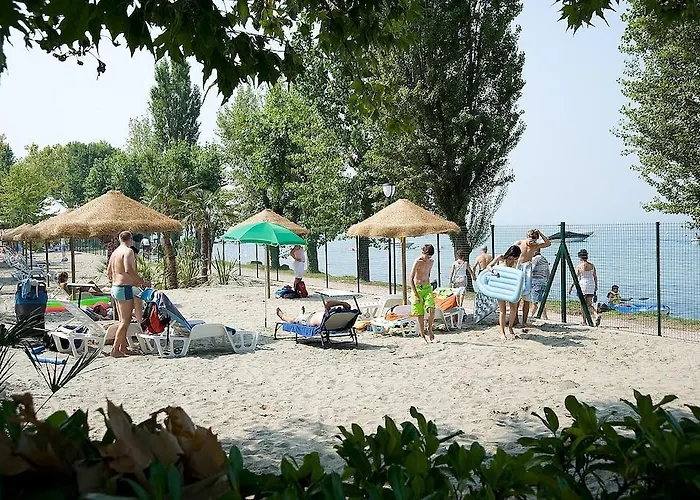 Happy Camp Mobile Homes In Cisano San Vito 4*