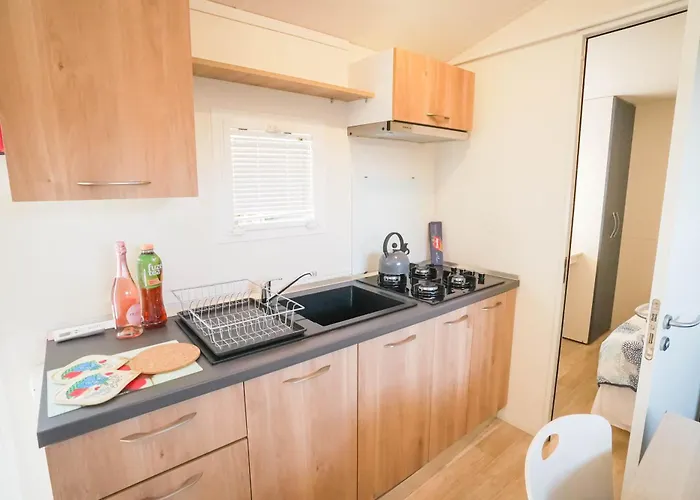 Camping Happy Camp Mobile Homes In Cisano San Vito 4*