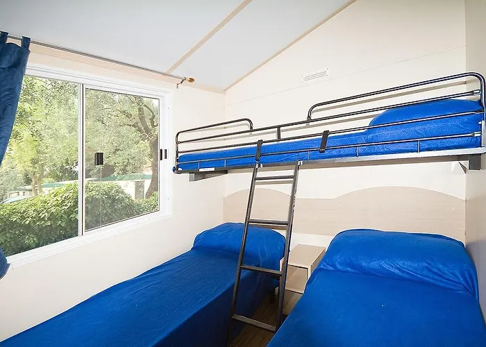 Happy Camp Mobile Homes In Cisano San Vito 4* Bardolino