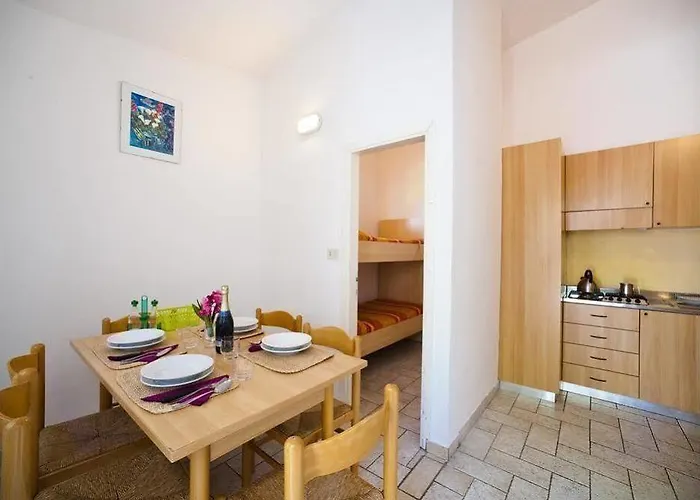 Camping Happy Camp Mobile Homes In Cisano San Vito