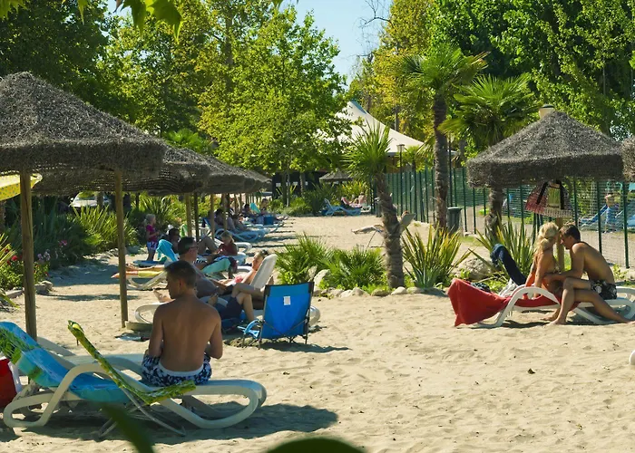 Camping Happy Camp Mobile Homes In Cisano San Vito Bardolino