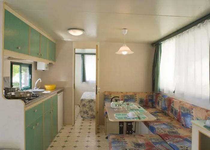 Happy Camp Mobile Homes In Cisano San Vito Camping