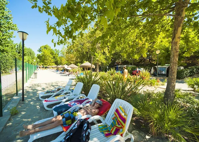 Happy Camp Mobile Homes In Cisano San Vito Camping Bardolino